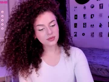 Brookchills Chaturbate stream image from April 18, 2025