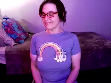 Mandyxstripes Chaturbate stream image from April 18, 2025