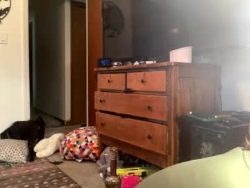 Maroon_Moon Chaturbate stream image from April 18, 2025