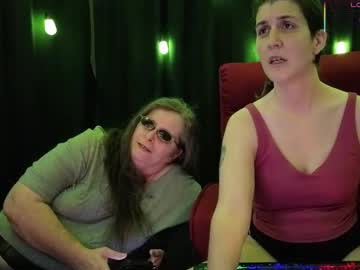 Bella_James_1988 Chaturbate stream image from April 18, 2025