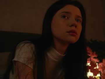 Bettybarnett Chaturbate stream image from April 18, 2025