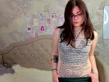 Edlabeacher Chaturbate stream image from April 18, 2025