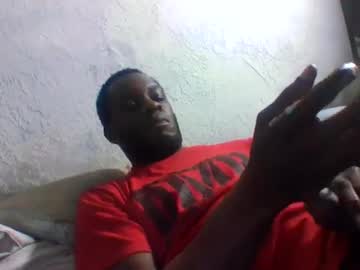 Karicumforyou Chaturbate stream image from April 18, 2025