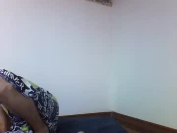 Raku2386 Chaturbate stream image from April 18, 2025
