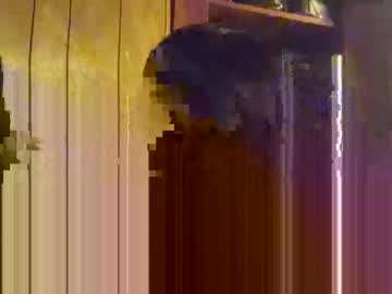 Daddywarbucks696 Chaturbate stream image from April 18, 2025