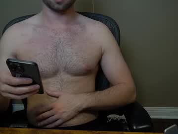Ezyguyxxx Chaturbate stream image from April 18, 2025