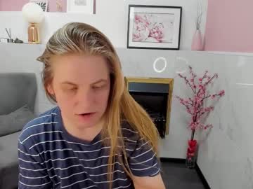 Jade_Soft Chaturbate stream image from April 18, 2025