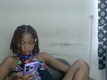 Urflirtydoll Chaturbate stream image from April 18, 2025