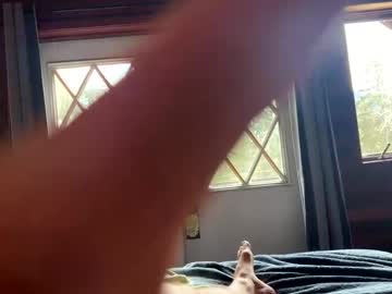 J3zzaaa Chaturbate stream image from April 18, 2025