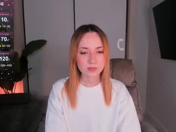 Maddygarcia Chaturbate stream image from April 18, 2025