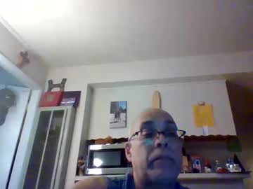 Pawgkiller Chaturbate stream image from April 18, 2025