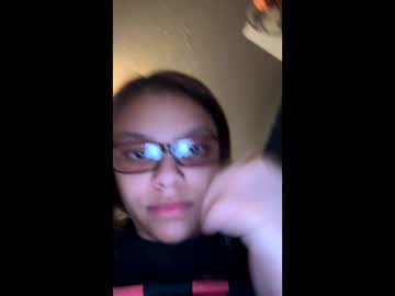 Creamymarie Chaturbate stream image from April 18, 2025