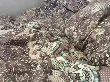 Yourlittleslut243908 stream image from April 18, 2025
