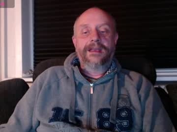 Hardmrlazy Chaturbate stream image from April 19, 2025