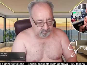 Smokymountanman Chaturbate stream image from April 19, 2025
