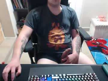 Kristof18cm Chaturbate stream image from April 19, 2025