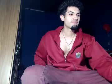 Cuervovt Chaturbate stream image from April 19, 2025