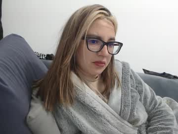Larysalovexxx94 Chaturbate stream image from April 19, 2025