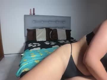 Maryquecalienta Chaturbate stream image from April 19, 2025