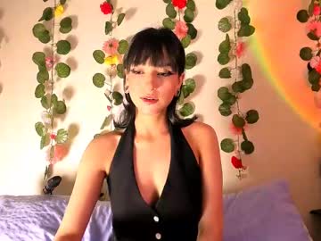 Merlynn_ Chaturbate stream image from April 19, 2025