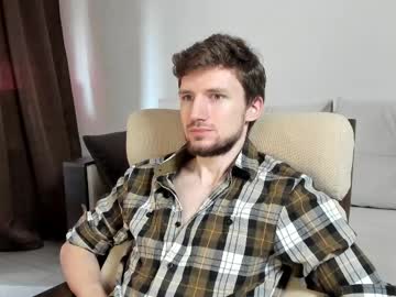 Zepanl Chaturbate stream image from April 19, 2025