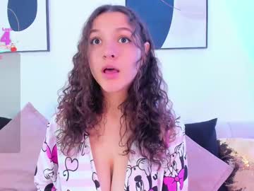Littlesoffi_Gh Chaturbate stream image from April 19, 2025