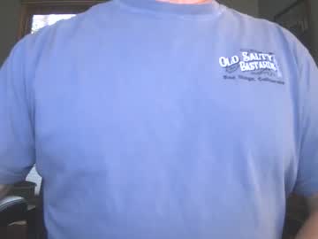 Il_Undercover Chaturbate stream image from April 19, 2025