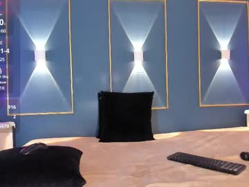 Issyrosse Chaturbate stream image from April 19, 2025