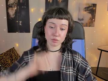 Umekomisa Chaturbate stream image from April 19, 2025