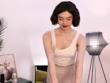 Daisybeldon Chaturbate stream image from April 19, 2025