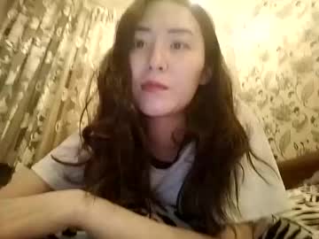 Effy007 Chaturbate stream image from April 19, 2025