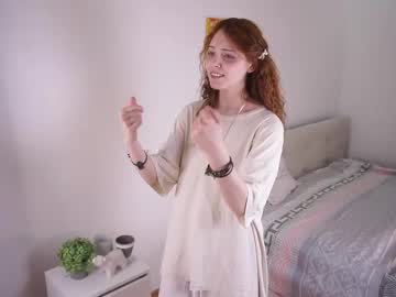 Nicolebroady Chaturbate stream image from April 19, 2025