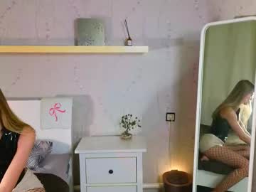 Anneverity Chaturbate stream image from April 19, 2025