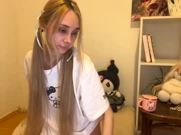 Litle_Lisa Chaturbate stream image from April 19, 2025