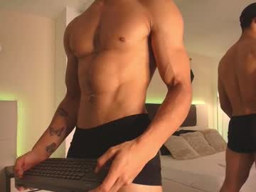 Danteestone Chaturbate stream image from April 19, 2025