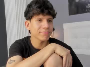 Dulce__Anahi Chaturbate stream image from April 20, 2025