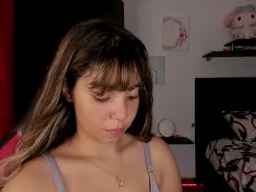 Emma_Grayss Chaturbate stream image from April 20, 2025