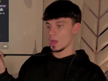 Liam_Thunder Chaturbate stream image from April 20, 2025