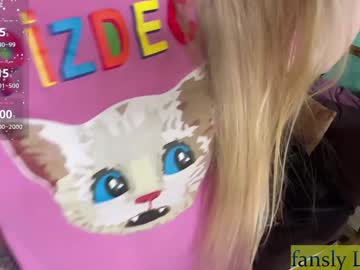 Lili_01 Chaturbate stream image from April 20, 2025