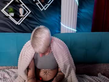 Lindabryantt Chaturbate stream image from April 20, 2025