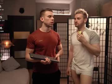 Muscularfriend Chaturbate stream image from April 20, 2025