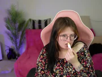 Nikolberry_ Chaturbate stream image from April 20, 2025