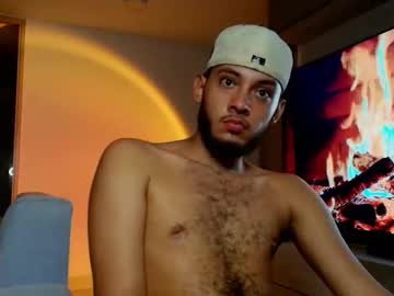 Smargum Chaturbate stream image from April 20, 2025