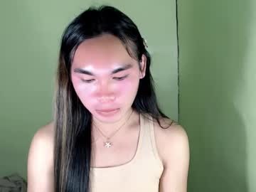 Ur_Innocent_Girlx Chaturbate stream image from April 20, 2025