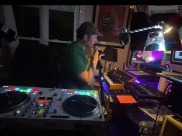 Whatyouneeded7 Chaturbate stream image from April 20, 2025