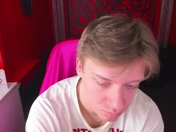 Maximcute Chaturbate stream image from April 20, 2025
