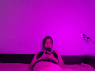 Hannamoon420 Chaturbate stream image from April 20, 2025