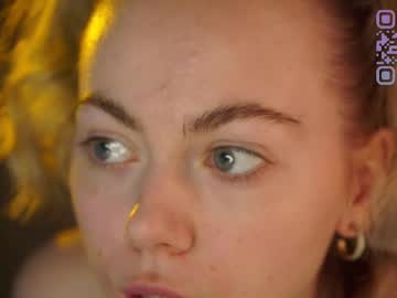 Justbarbie Chaturbate stream image from April 20, 2025