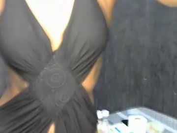Pretty_Queenie Chaturbate stream image from April 20, 2025