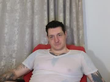 Tattooedhunk_ Chaturbate stream image from April 20, 2025